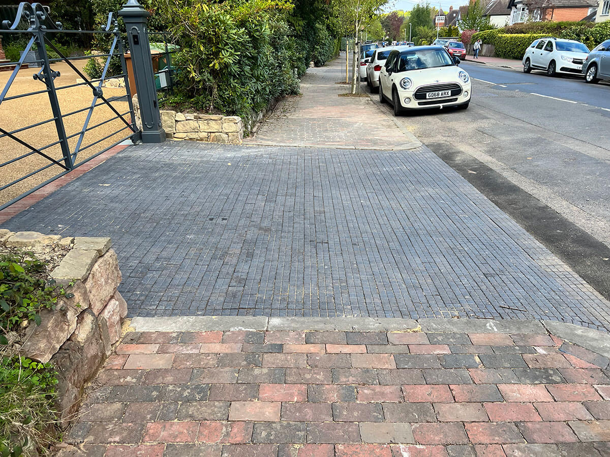 Restoration of accessways at No. 86 Warwick Park Warwick Park Area